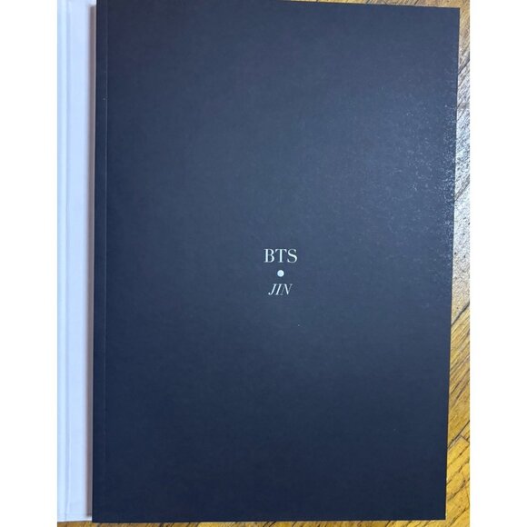 BTS 2022 Difesta D Icon 3D Lenticular Photobook Excellent Condition RARE - Picture 6 of 6